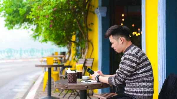 Quels services dentaires sont disponibles dans les cliniques dentaires de Laval, Mascouche et Repentigny?