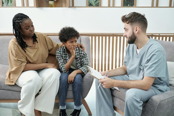 Comment prendre soin de la santé bucco-dentaire de toute la famille grâce aux dentistes du Plateau Mont-Royal ?